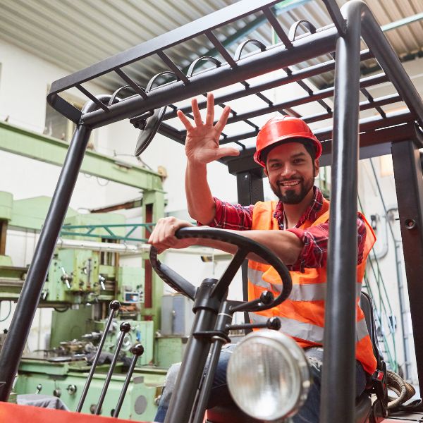 Rola szkolenia operatorów wózków widłowych w zapewnianiu bezpieczeństwa